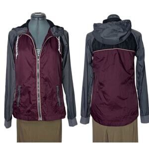 Empyre Windbreaker Zip Up Jacket women’s size Small Maroon Gray Black Hooded